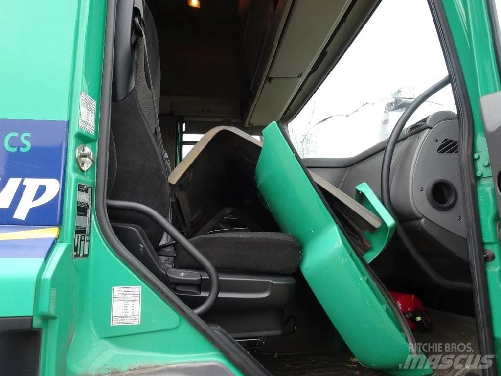 DAF CF 460 CF Lastväxlare med kabellift