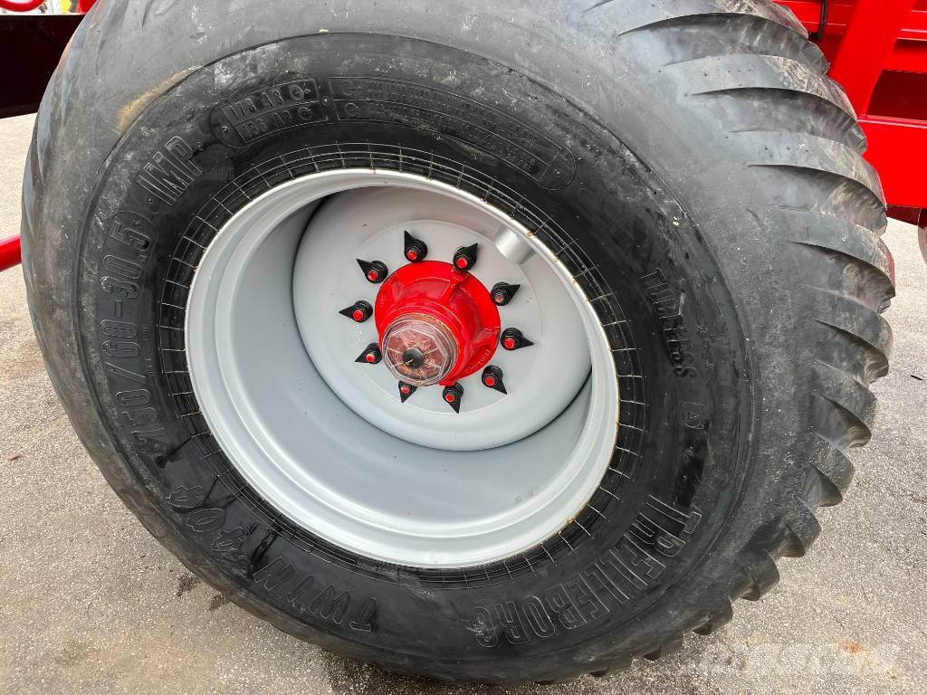  CESTARI 14800 Spannmålsvagnar