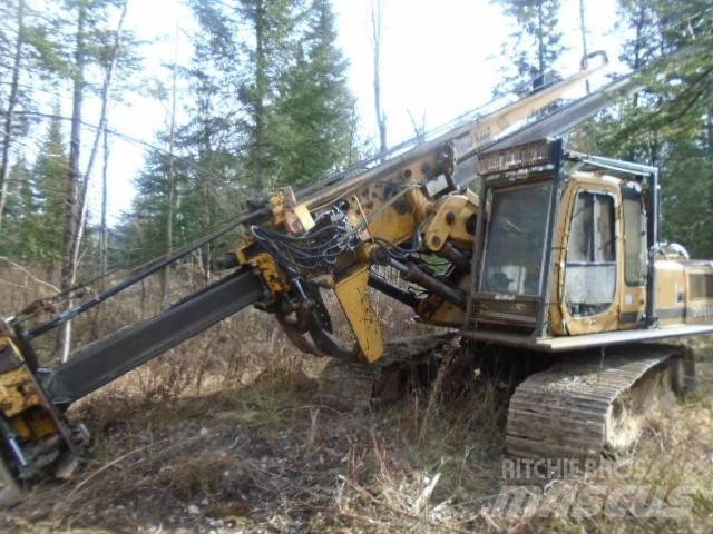 John Deere 200 LC Kvistare