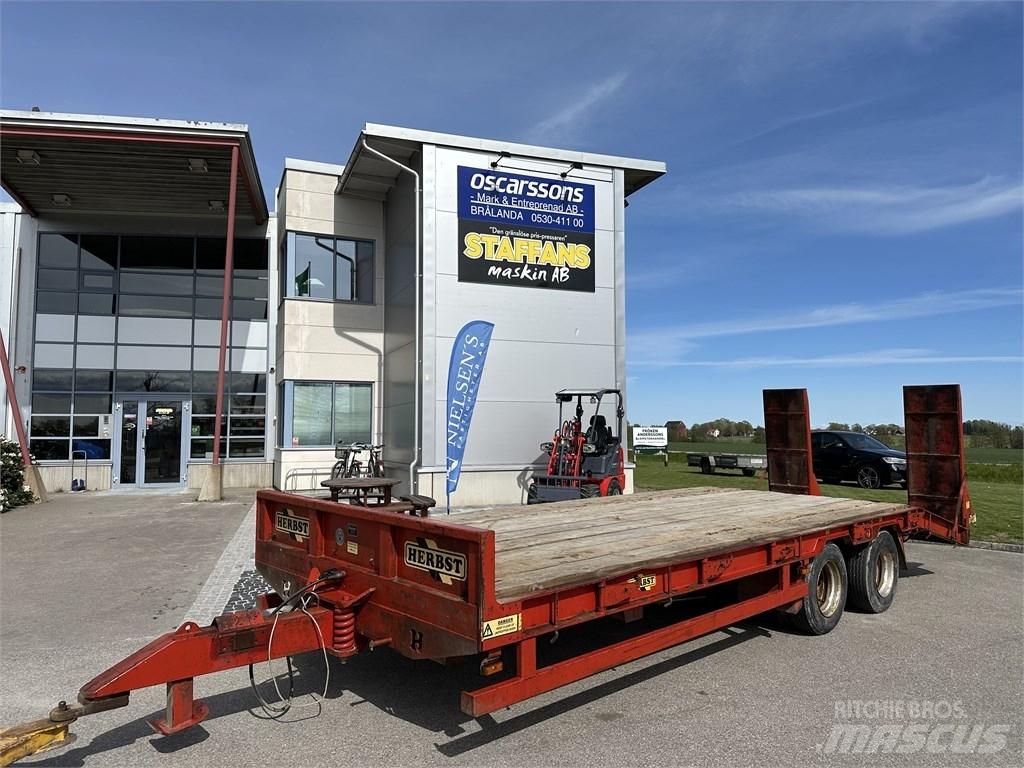 Herbst 14t Maskintransporter