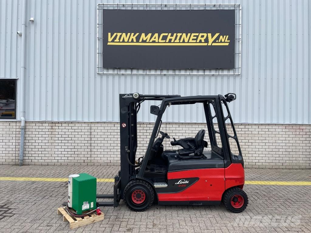 Linde E 25 L-01 Elmotviktstruckar