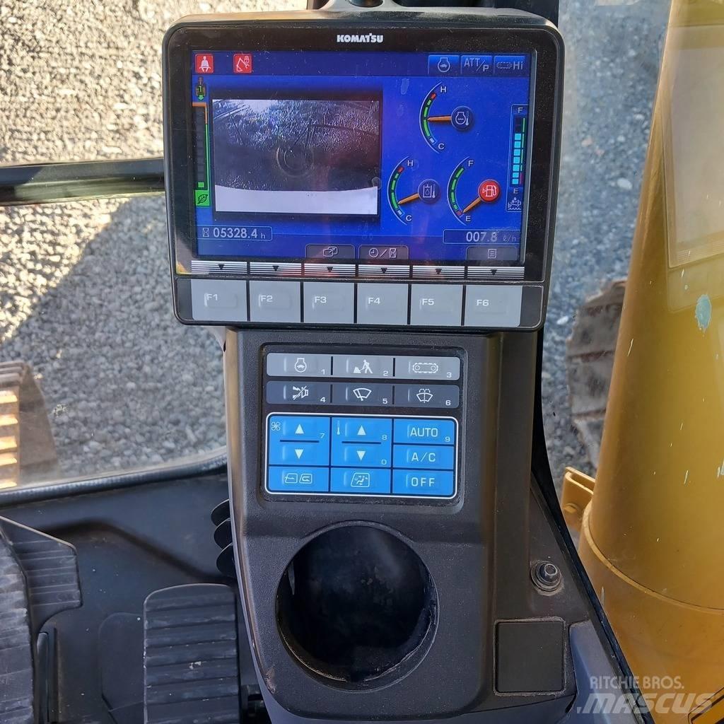 Komatsu PC 210 LC-11 Bandgrävare