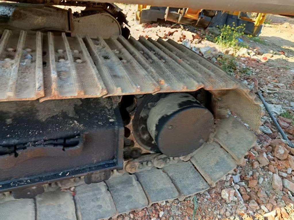 XCMG XE 150 Bandgrävare