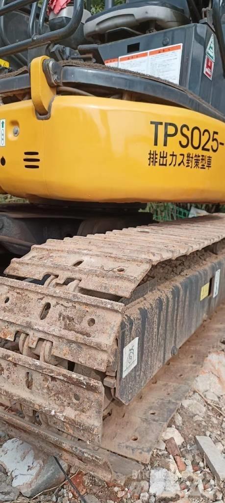 Komatsu PC35 Minigrävare < 7t