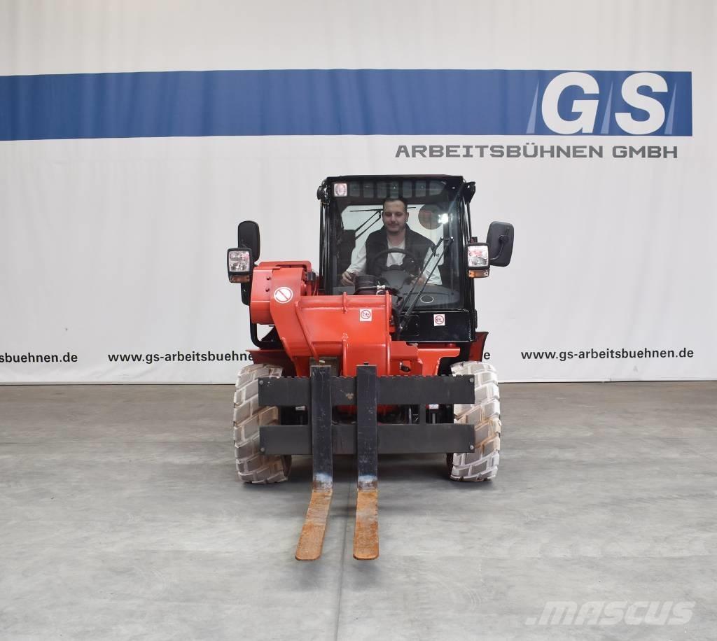 JCB 520-40 4WS Teleskoplastare