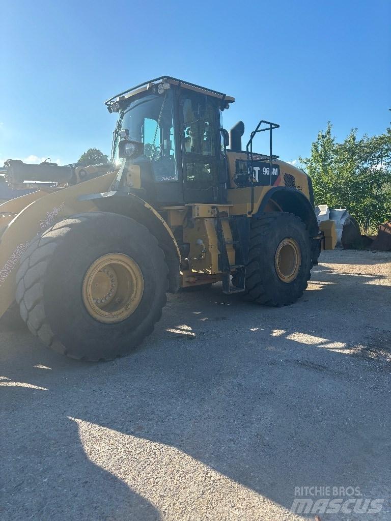 CAT 966m Hjullastare