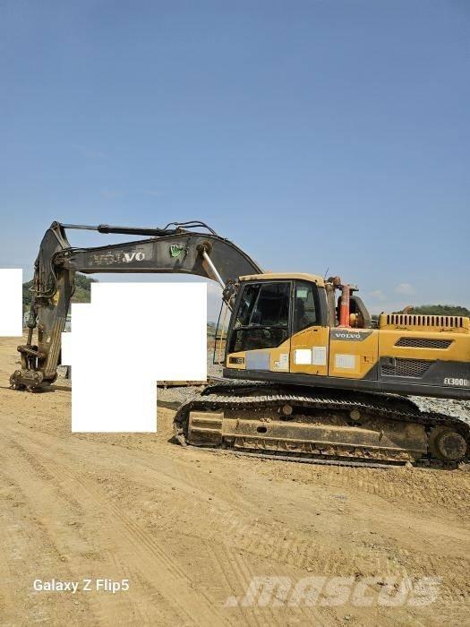Volvo EC 300 D Bandgrävare