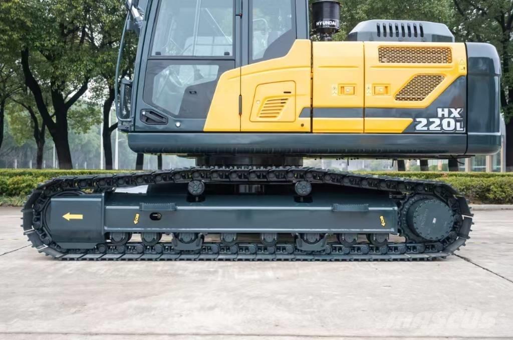 Hyundai HX 220 L Bandgrävare