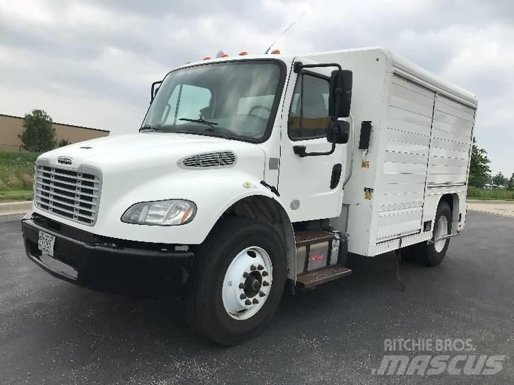 Freightliner M2 Lastbilar för dryckesleveranser