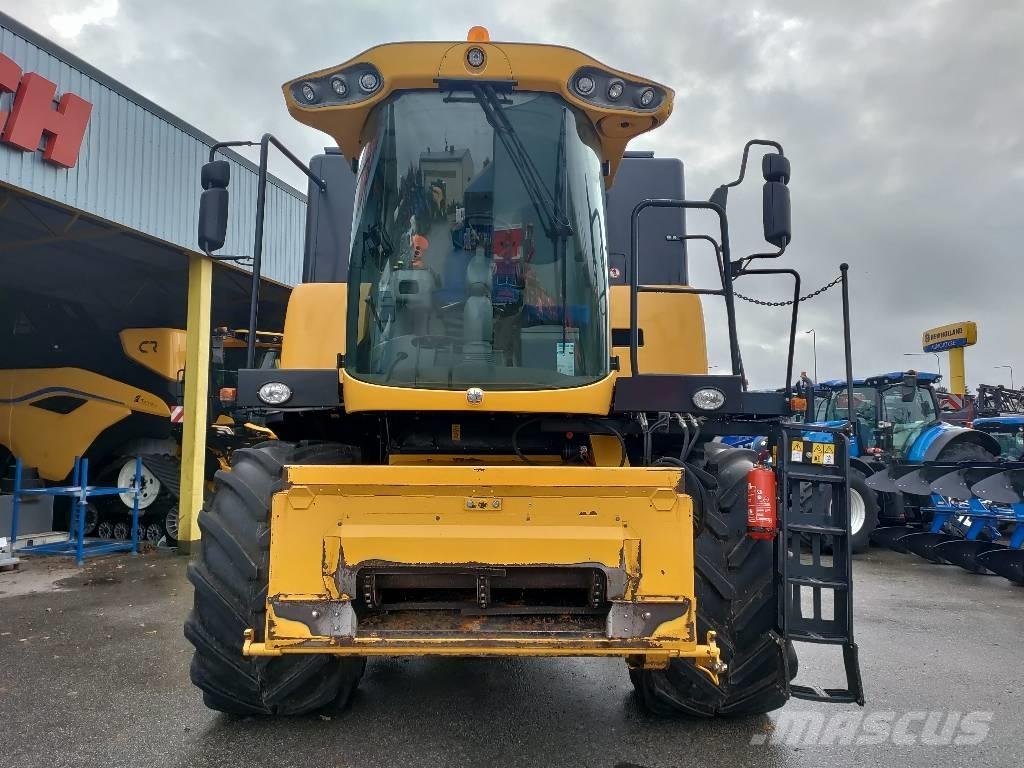 New Holland CX 5080 Skördetröskor