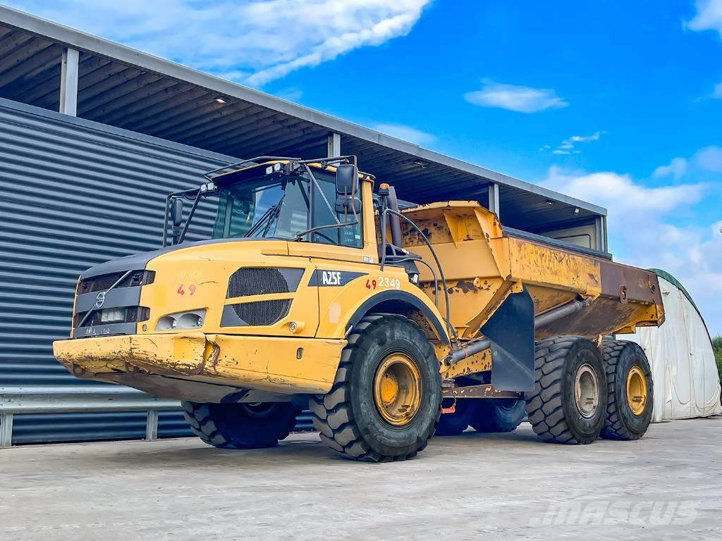 Volvo A25F Midjestyrd dumper