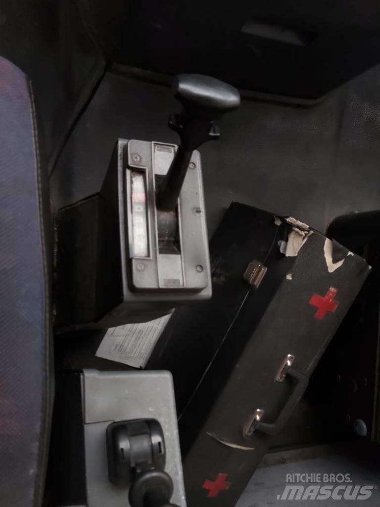 Mercedes-Benz 814D Lätta skåpbilar