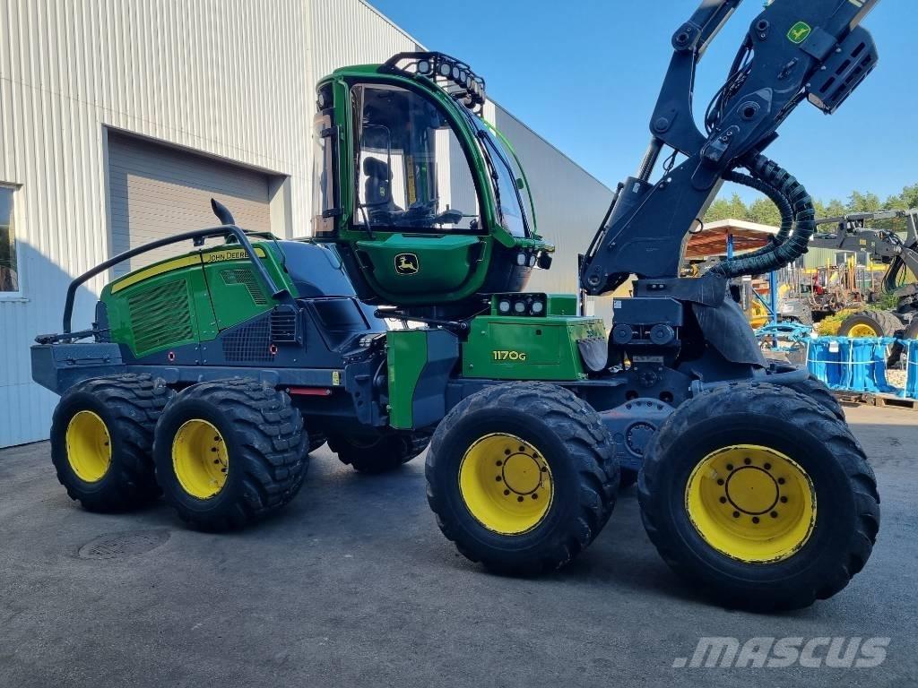 John Deere 1170 G Skördare