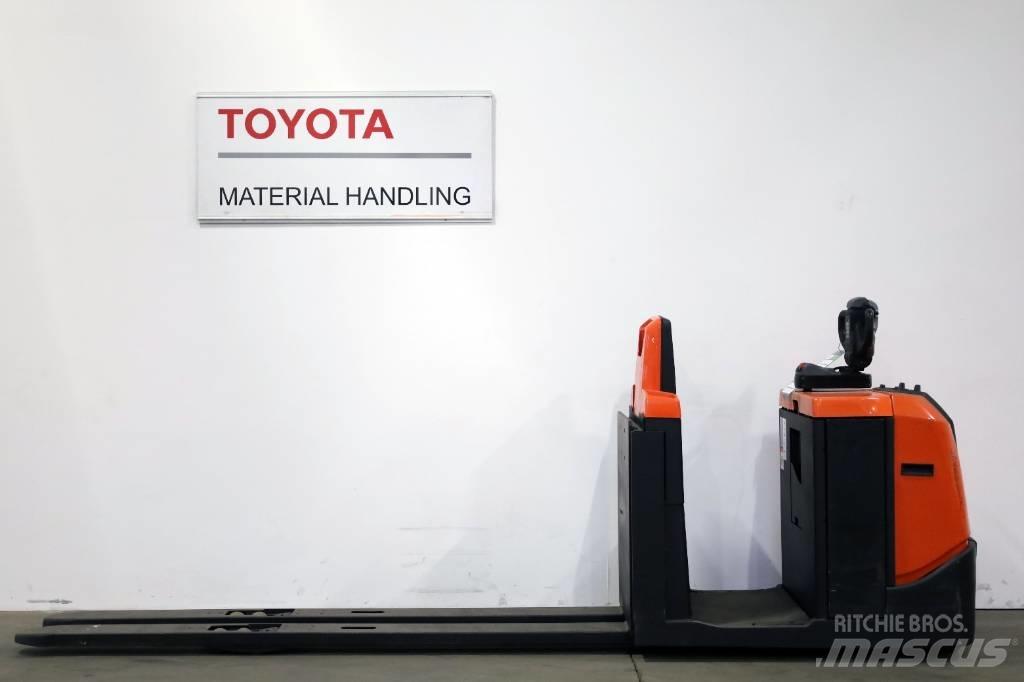 Toyota OSE 250 Plocktruck, låglyftande