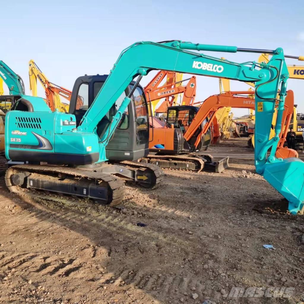 Kobelco SK75-8 Midigrävmaskiner 7t - 12t