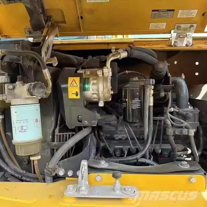 Komatsu PC 70 Bandgrävare