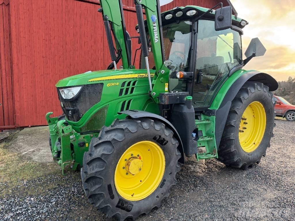 John Deere 6130 R Traktorer