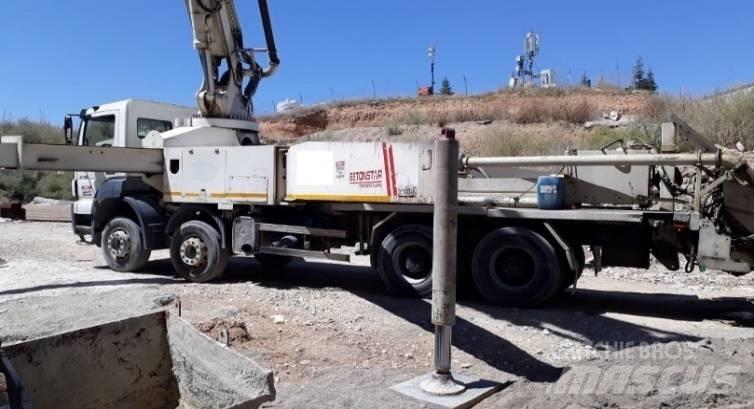 Betonstar 43M-5RZ Lastbilar med betongpump