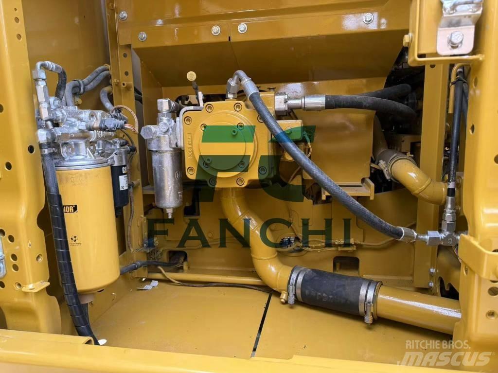 CAT CAT320 Midigrävmaskiner 7t - 12t