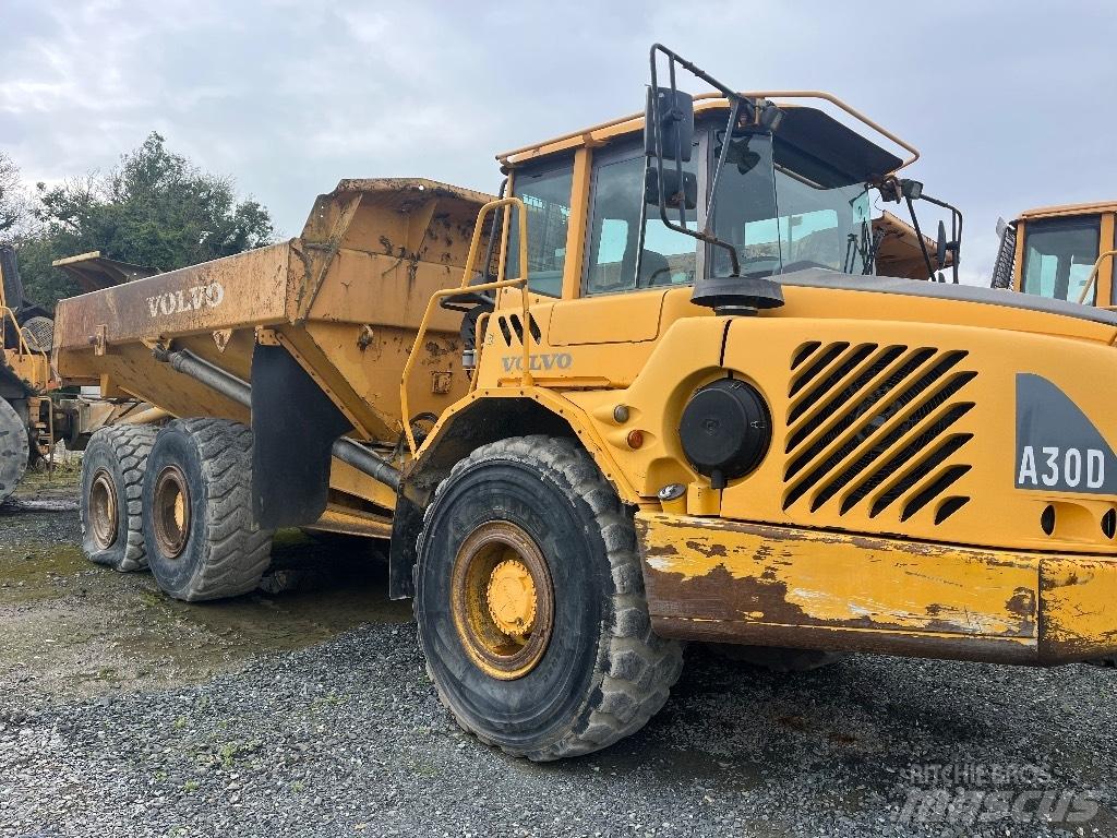 Volvo A30D Midjestyrd dumper