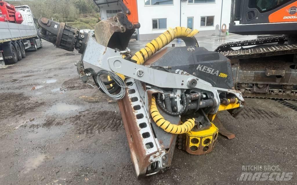 Doosan DX 235 Grävmaskiner