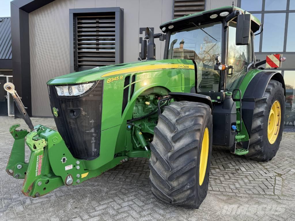 John Deere 8345 R Traktorer