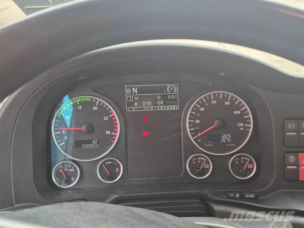 MAN 26.402 Allterrängkranar