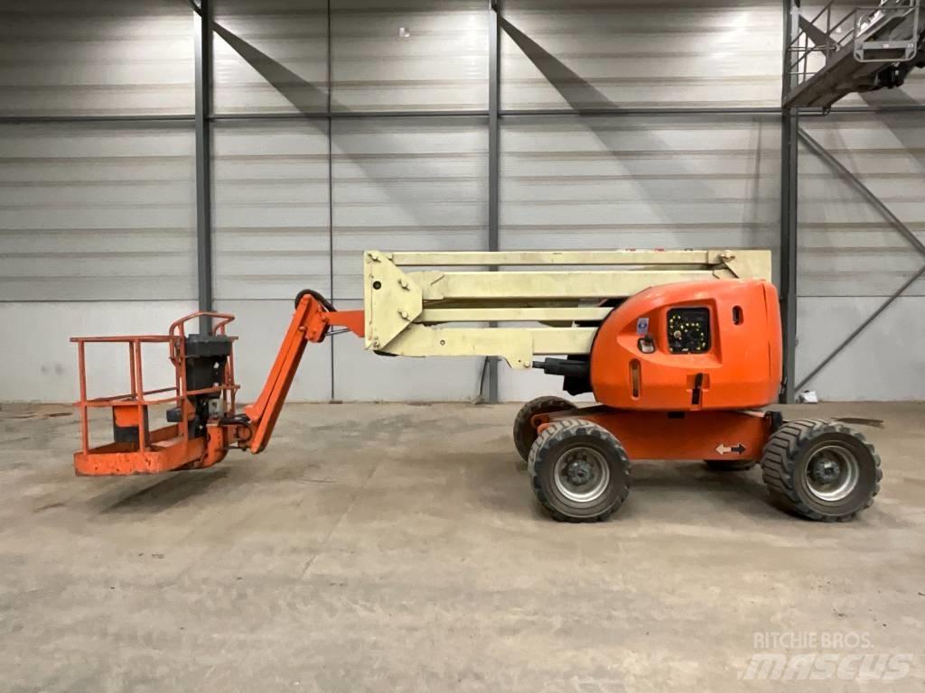 JLG 450 AJ Bomliftar