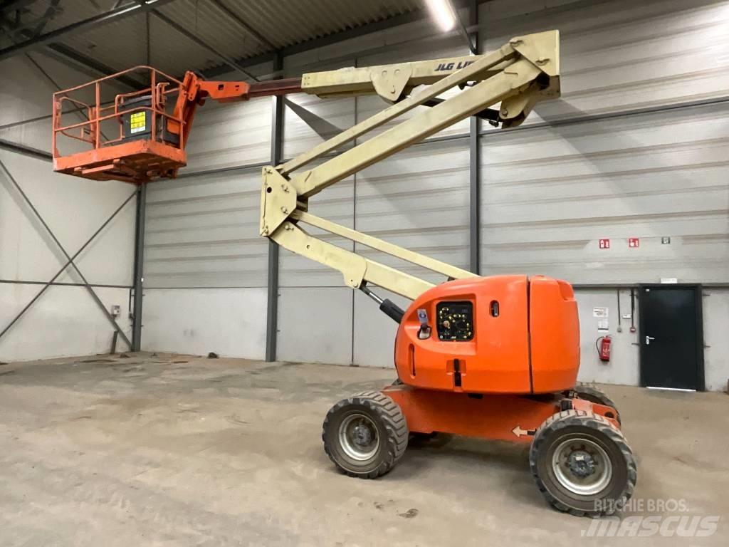 JLG 450 AJ Bomliftar