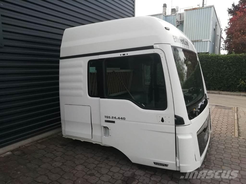 MAN TGS LX EURO 6 Hytter och interiör
