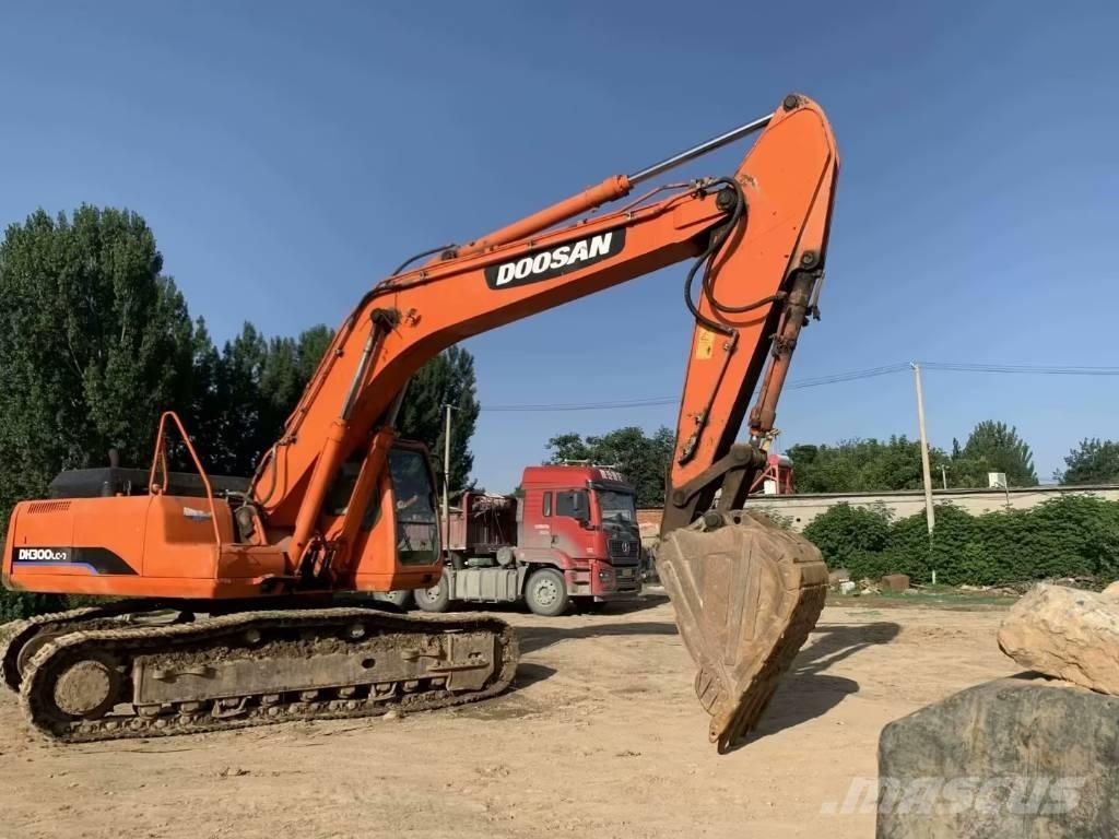 Doosan DH300 Bandgrävare