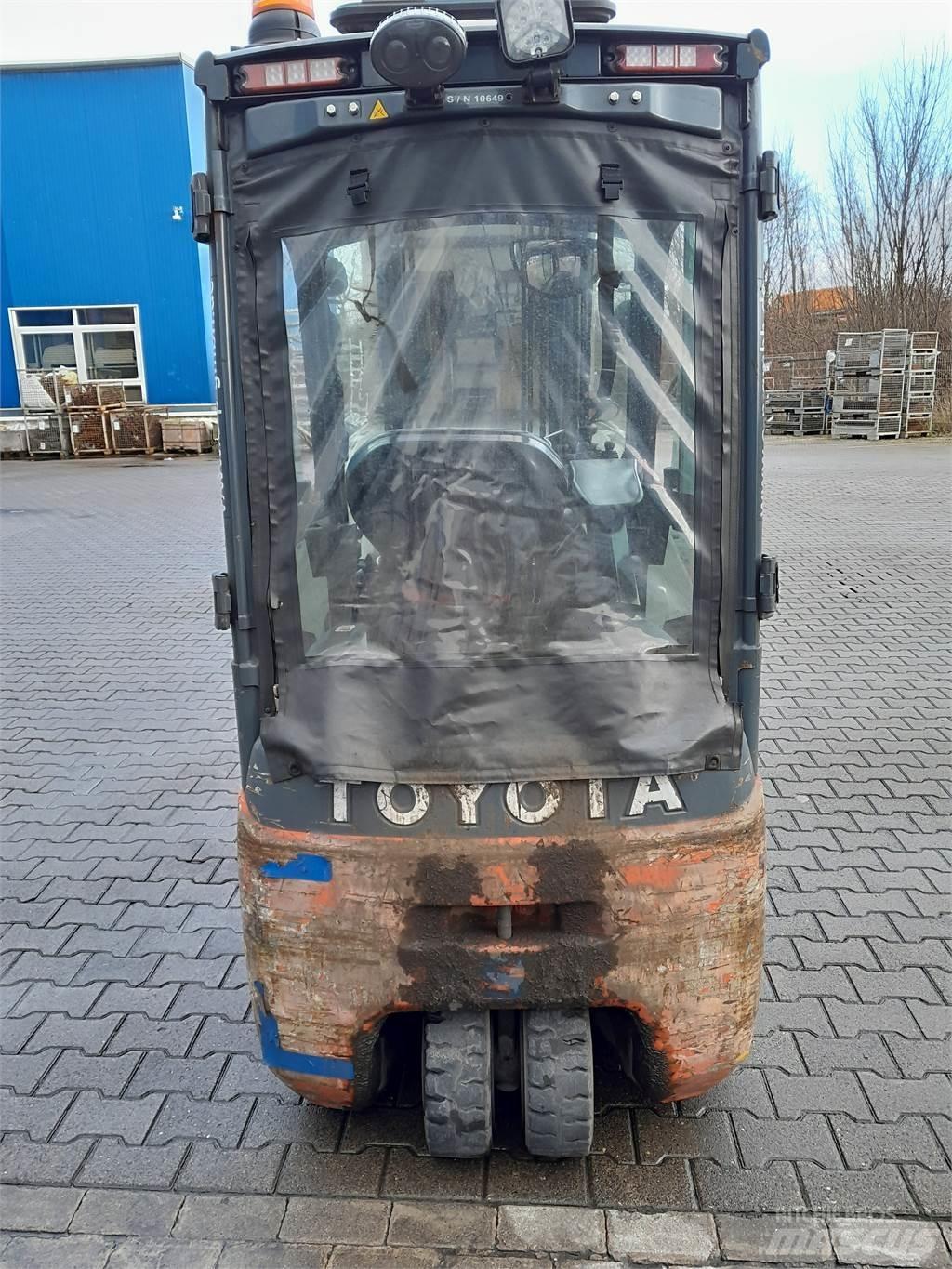 Toyota 8FBE20T Elmotviktstruckar