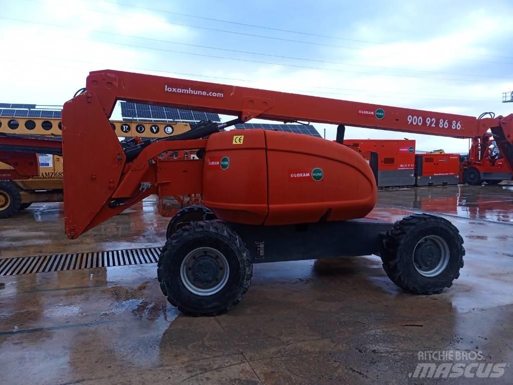 JLG 600 AJ Bomliftar