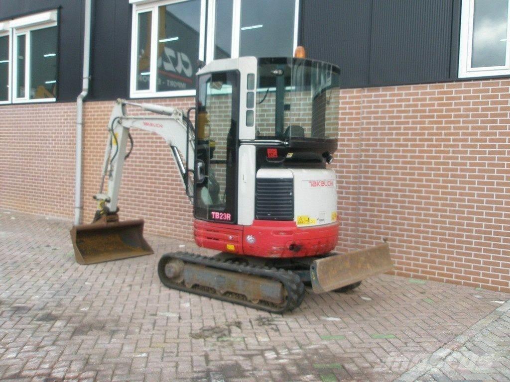 Takeuchi TB23R Minigrävare < 7t