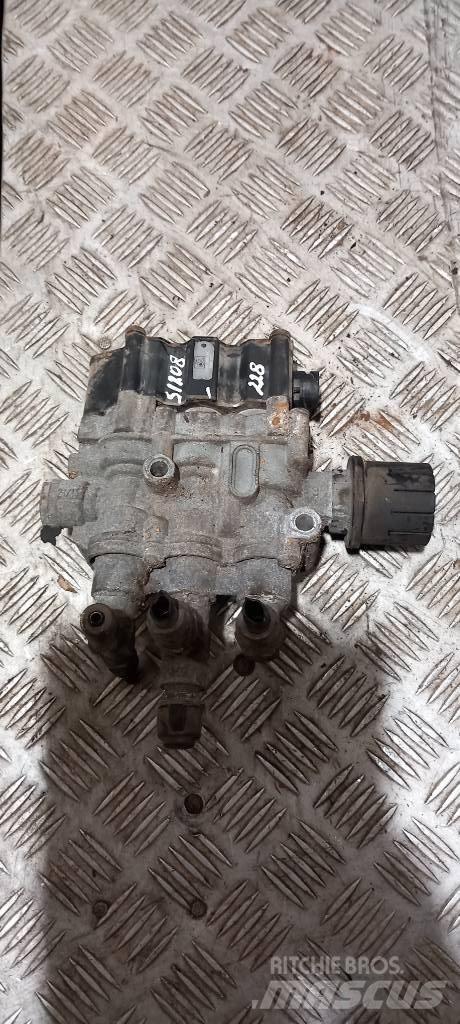 Scania 94 D.   1499799 Bromsar