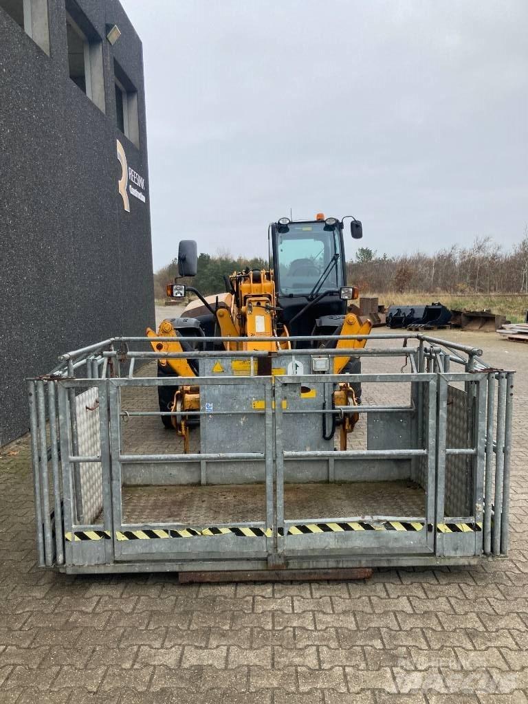 JCB 540-140 Teleskoplastare
