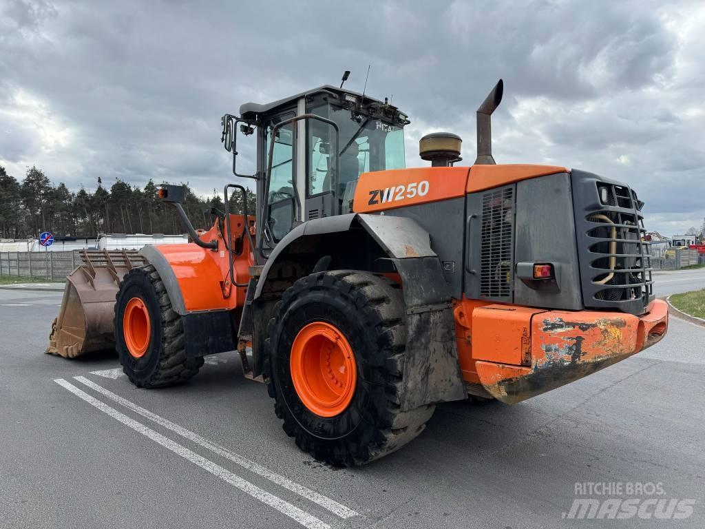 Hitachi ZW 250 Hjullastare