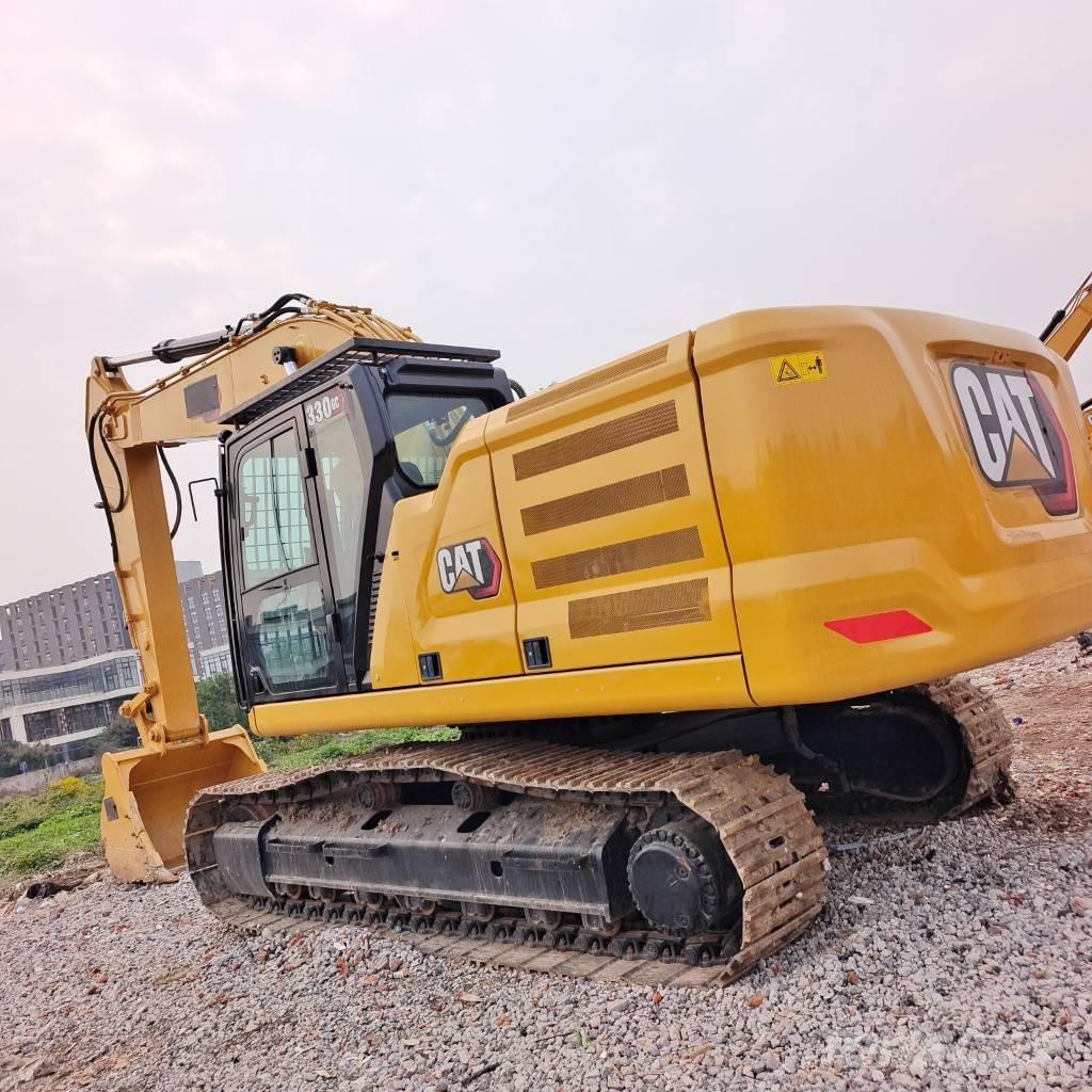 CAT 330 GC Bandgrävare