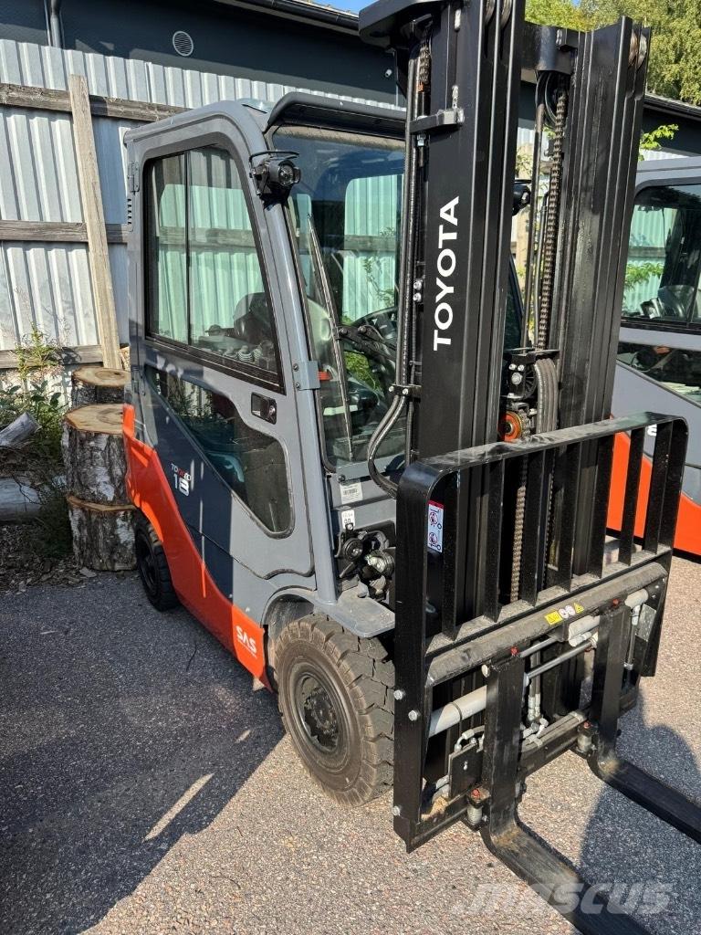Toyota Tonero 18 Dieselmotviktstruckar