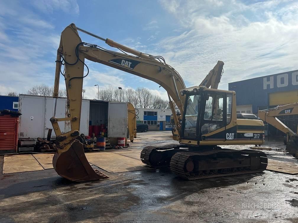 CAT 317 Bandgrävare