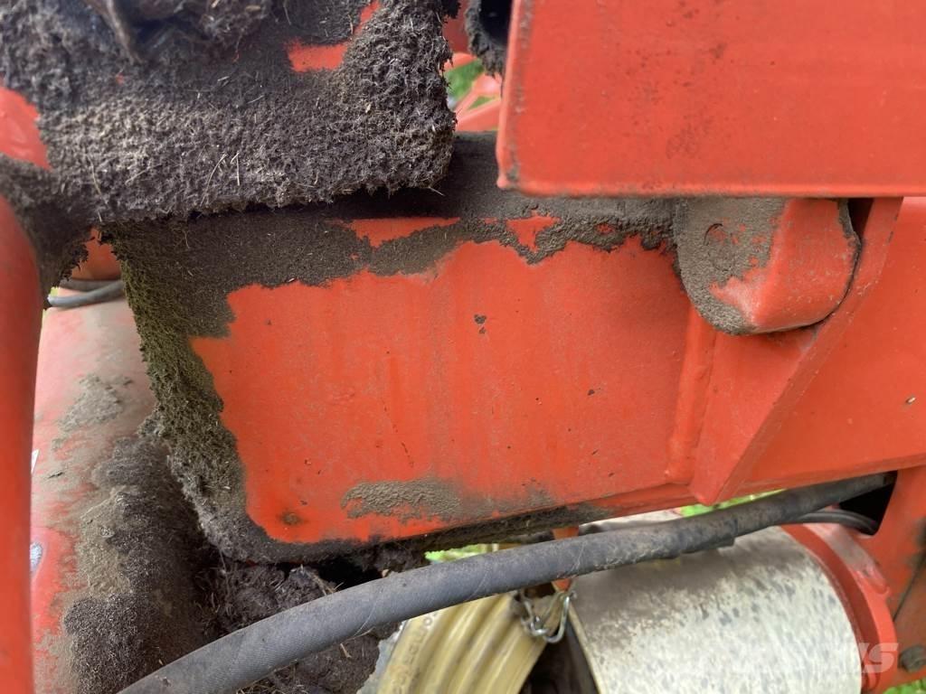 Kuhn GF6301MH Vändare och luftare