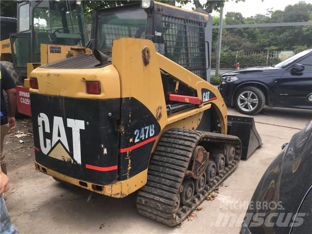 CAT 247 B Bandlastare