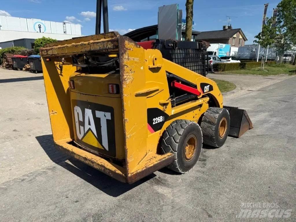 CAT 226B3 Turbo Kompaktlastare