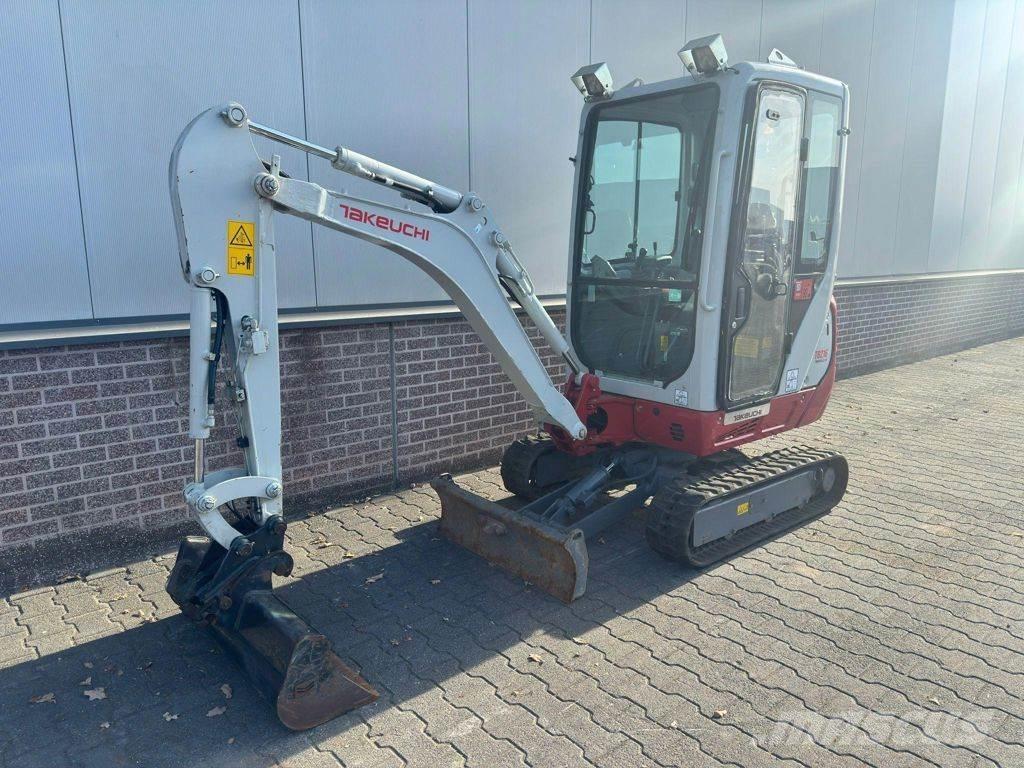 Takeuchi TB216 Minigrävare < 7t
