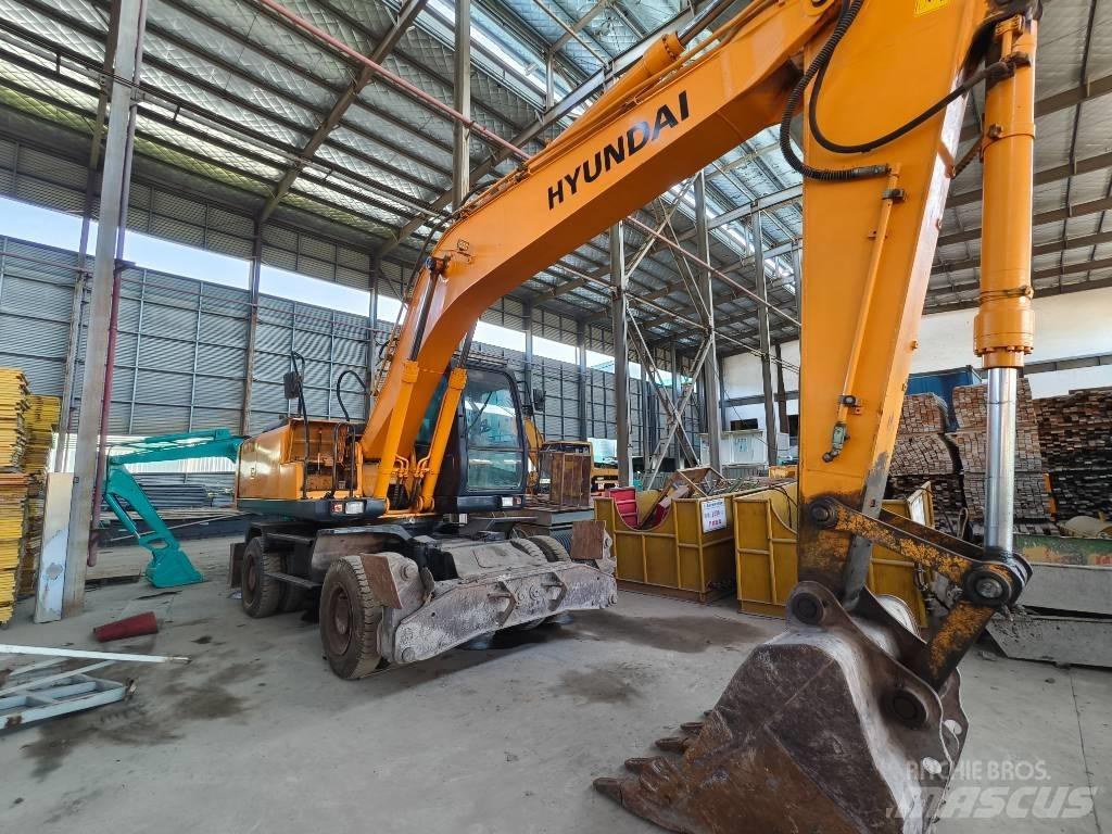 Hyundai R210w-7 Hjulgrävare