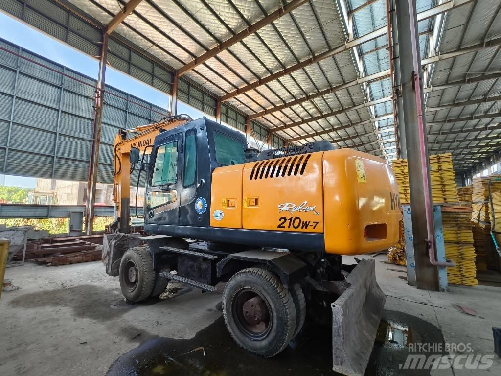 Hyundai R210w-7 Hjulgrävare