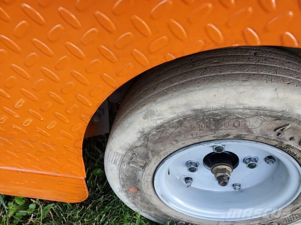 Taylor-Dunn SS536 Dragtruck