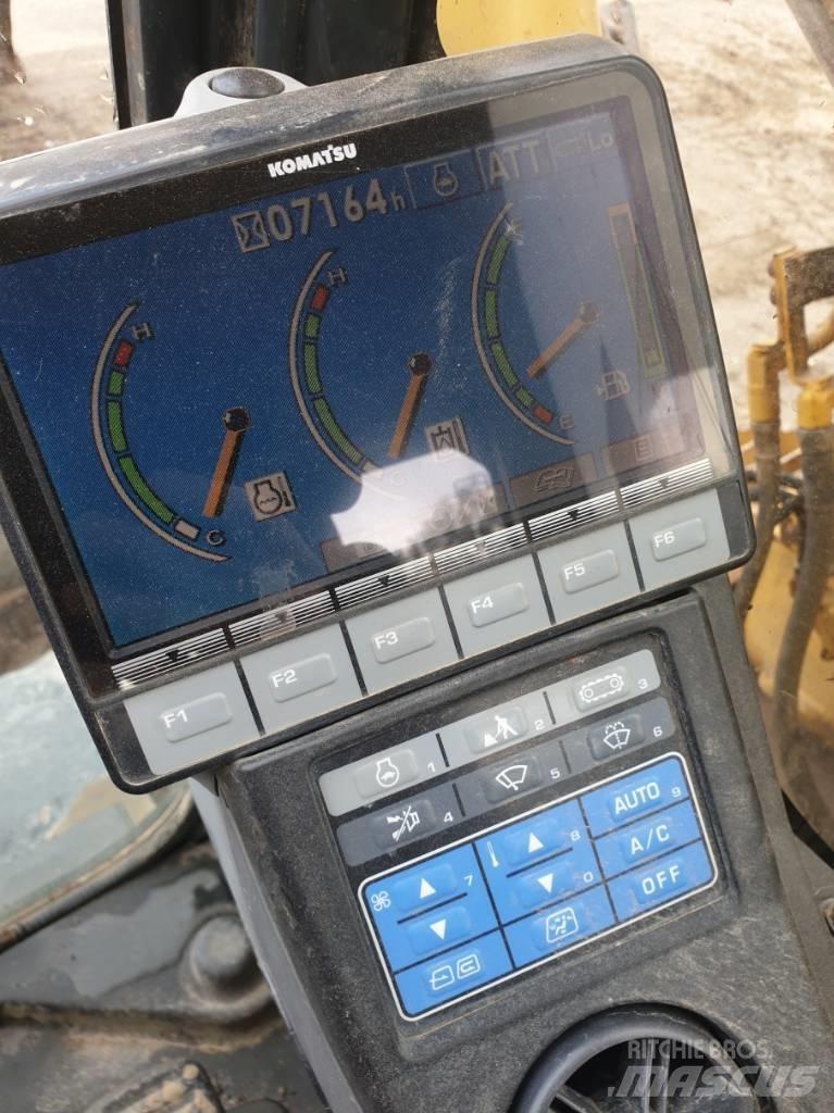 Komatsu PC138US-8 Bandgrävare