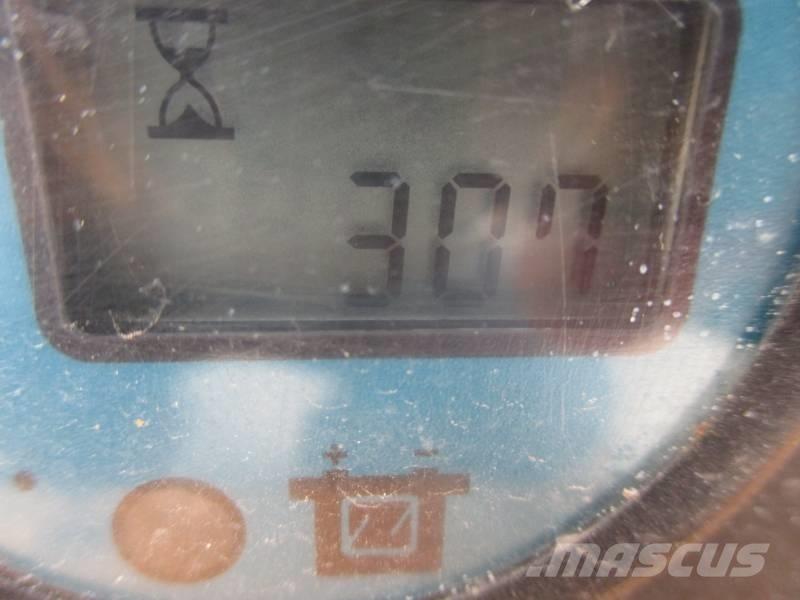 Haulotte Compact 14 Saxliftar