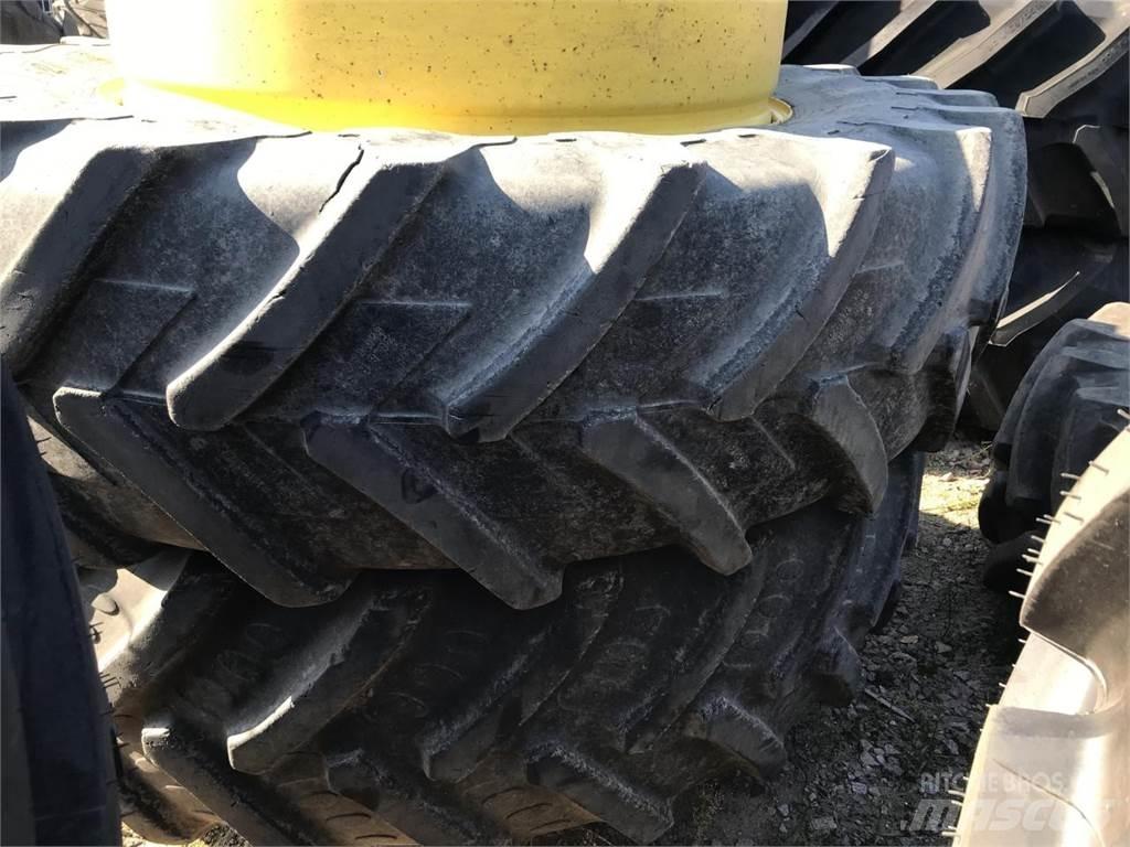 Michelin 520/85R46 Däck, hjul och fälgar